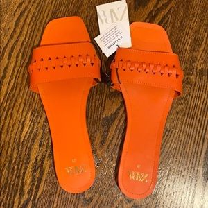 BRAND NEW Zara leather slide sandals